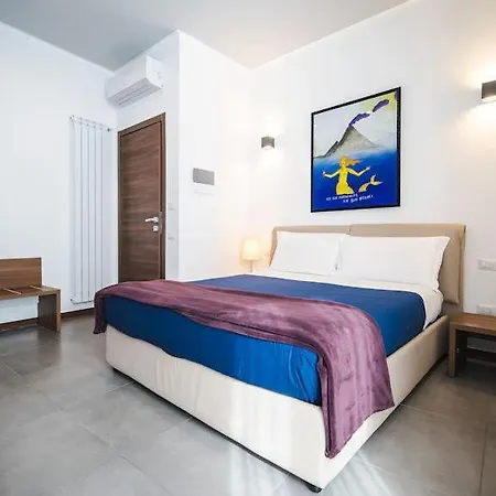 Arco Dei Pinto Ii 4* Salerno