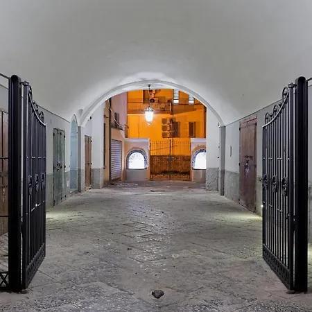 فندق مبيت وإفطار Arco Dei Pinto Ii ساليرنو